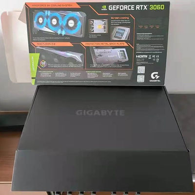 Drie Ventilators Grafische Videokaarten NVIDIA Gigabyte RTX 3060 GOKKEN OC 12G GDDR6